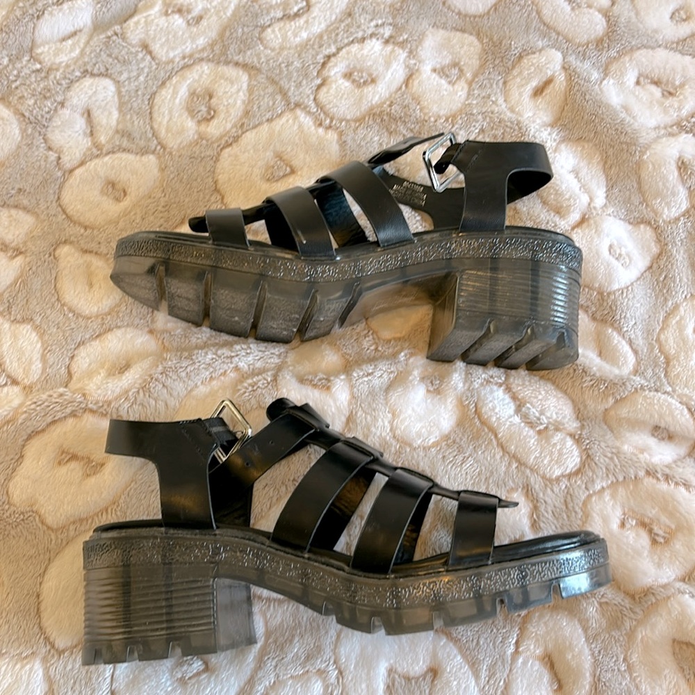 Sandals EUC
